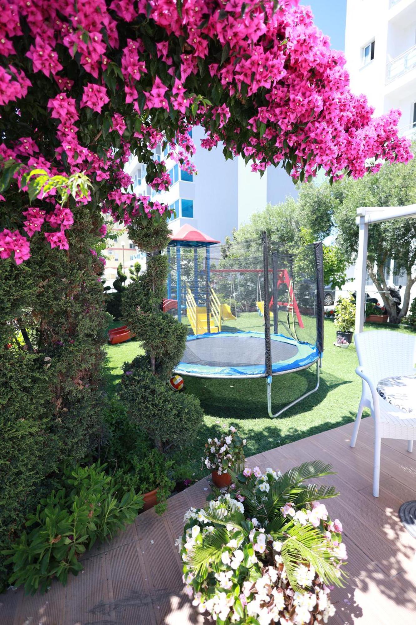 Hotel Lakaj Velipojë Esterno foto