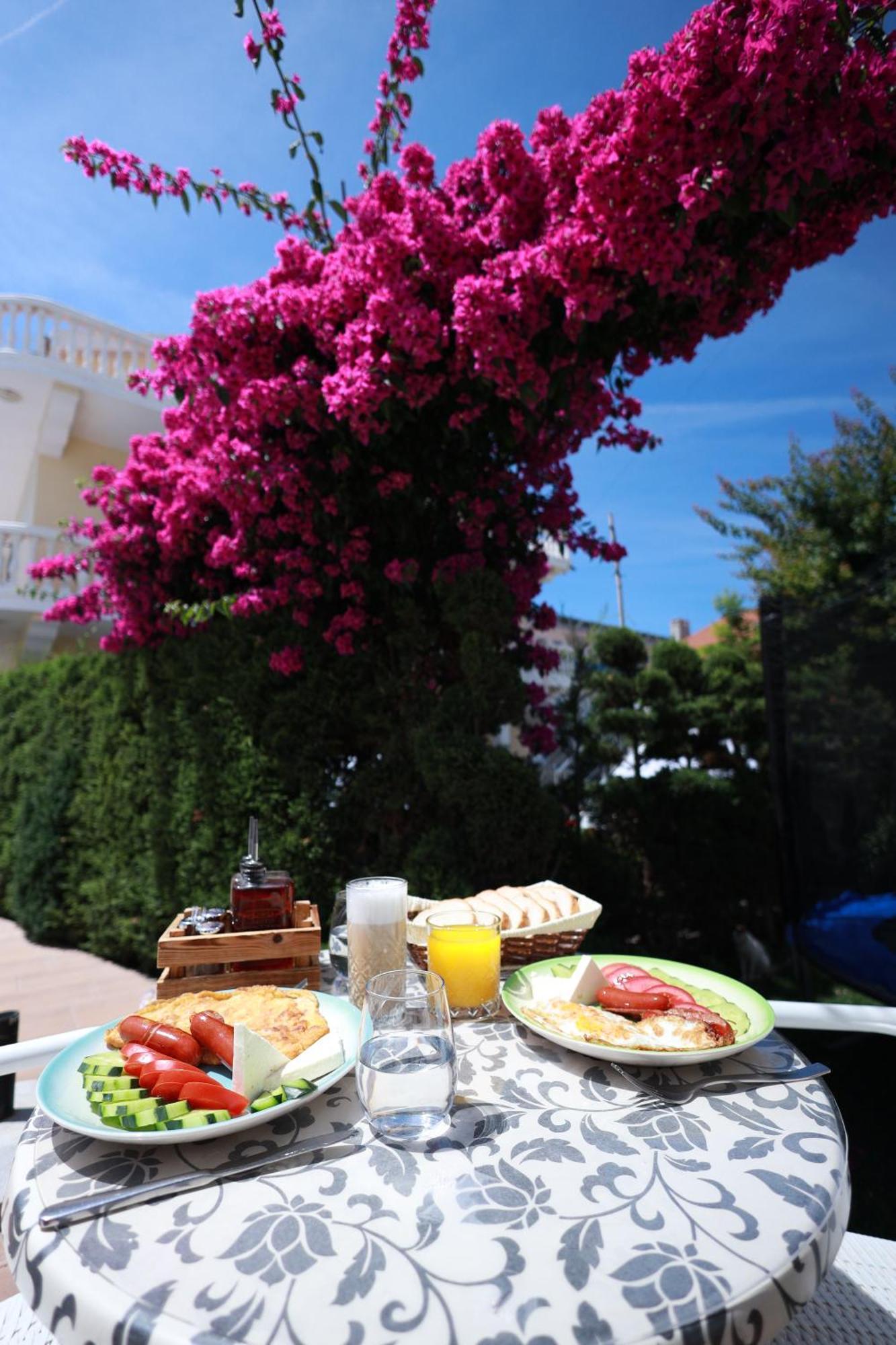 Hotel Lakaj Velipojë Esterno foto