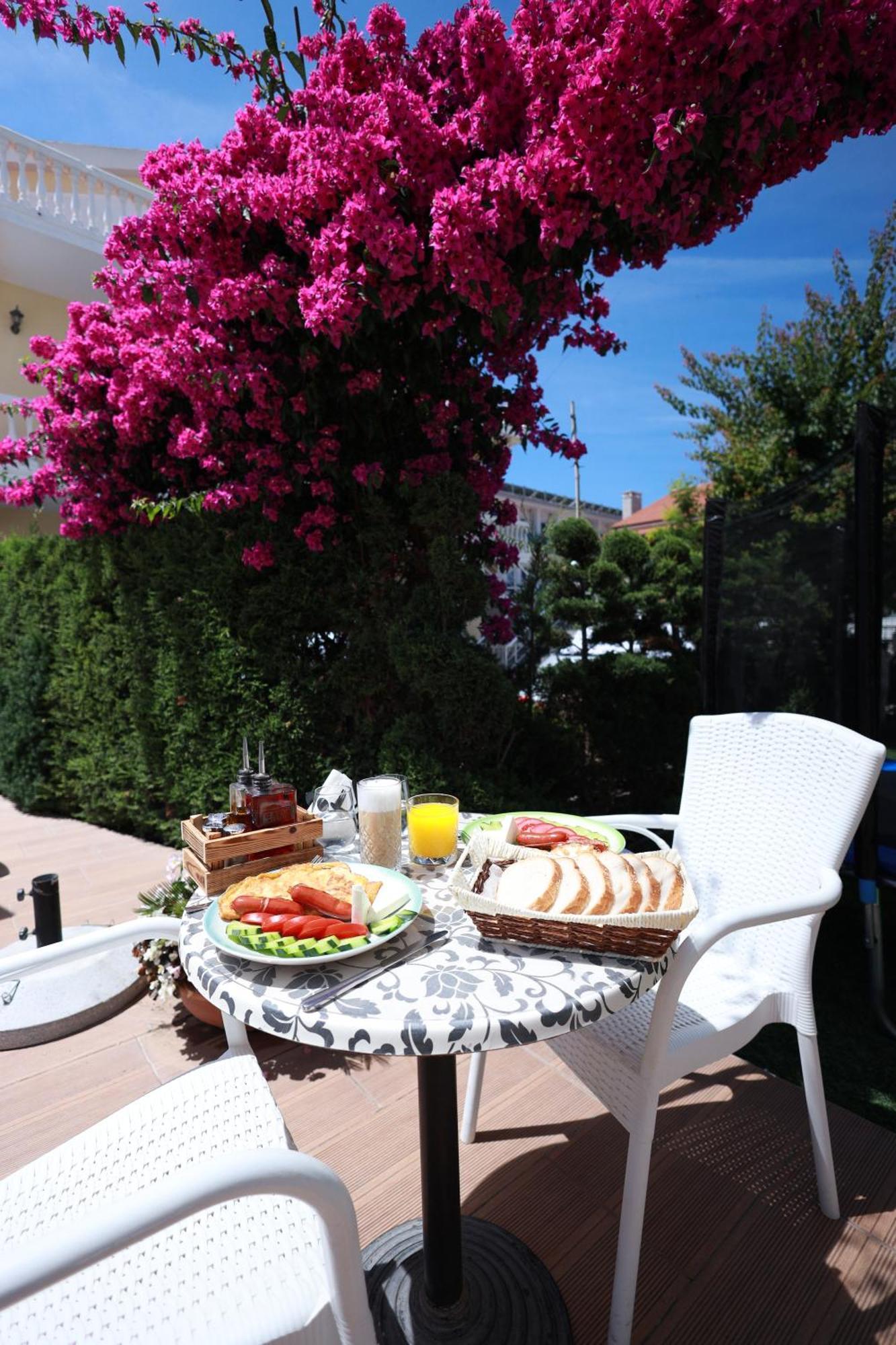 Hotel Lakaj Velipojë Esterno foto
