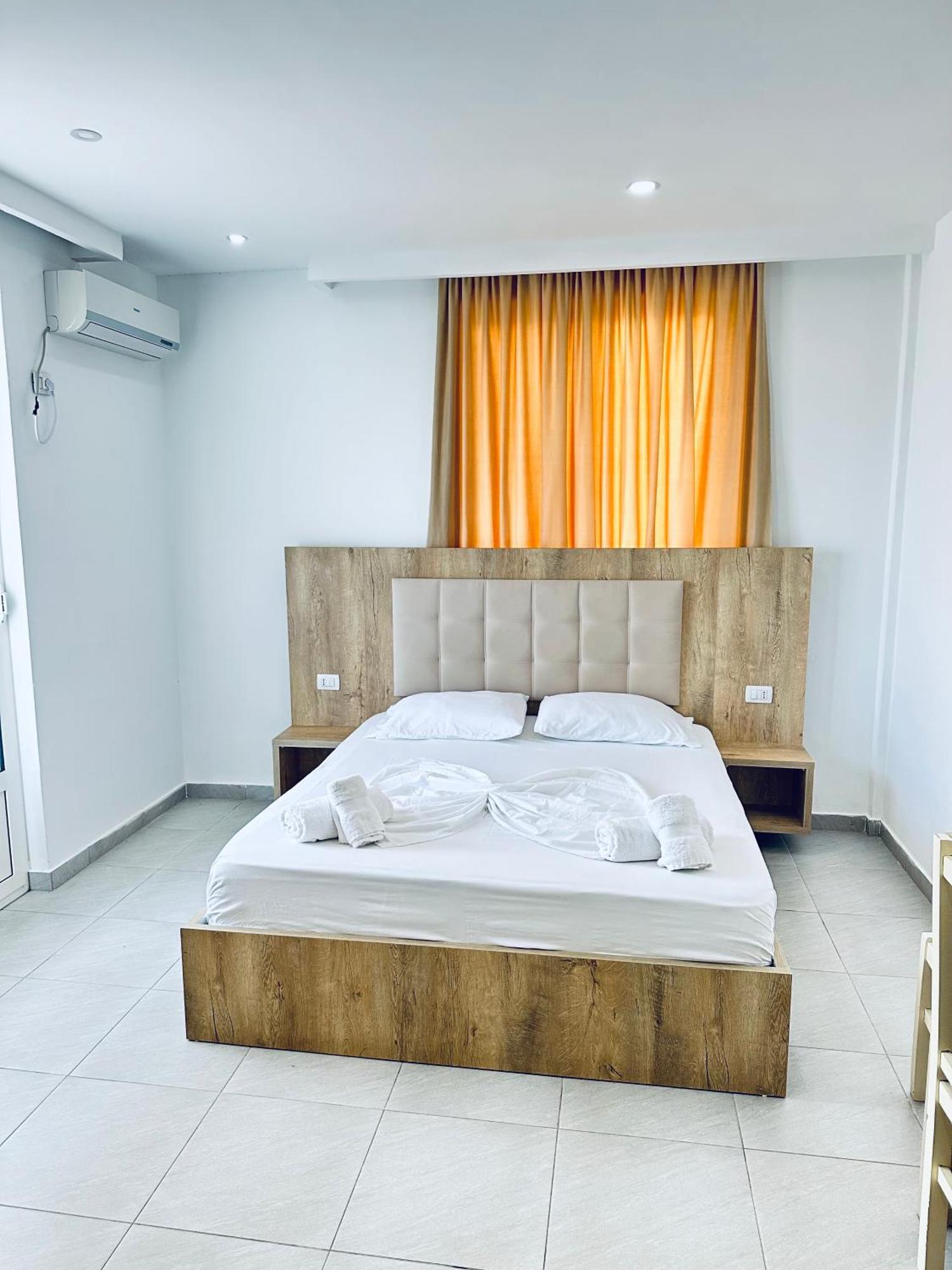 Hotel Lakaj Velipojë Esterno foto